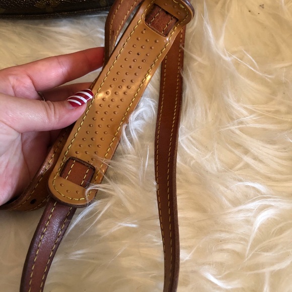 ‼️sold‼️Louis Vuitton Saint Cloud MM Monogram - Picture 3 of 8